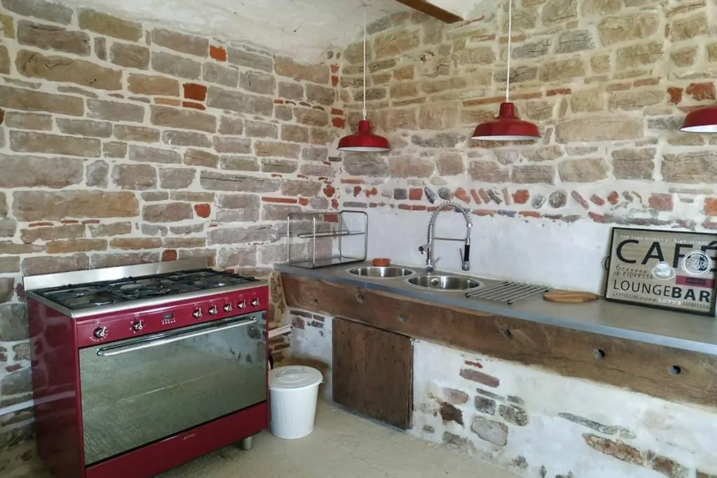 Gite De Charme 4 Etoiles - Campagne Genouilleux 0*,  France